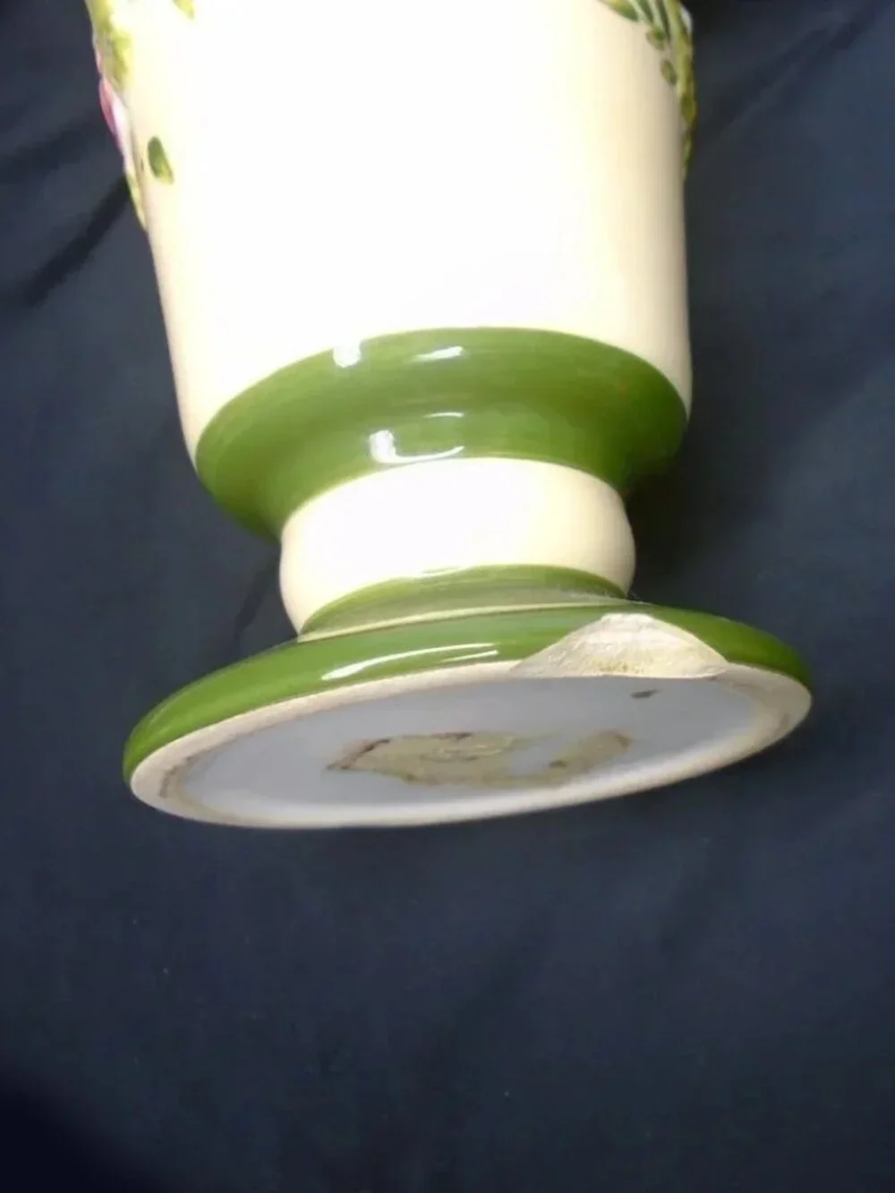 Vintage Ceramic Floral Soap / lotion Dispenser, Cottagecore Bathroom Accessory